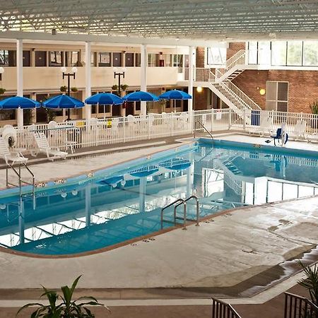 Garden Hotel And Conference Center South Beloit Ngoại thất bức ảnh